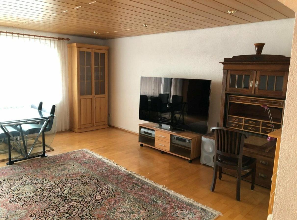Wohnung Fuer 4 Personen, 2 Schlafzimmer, 2 Parkplaetze, Wlan Konstanz Ngoại thất bức ảnh