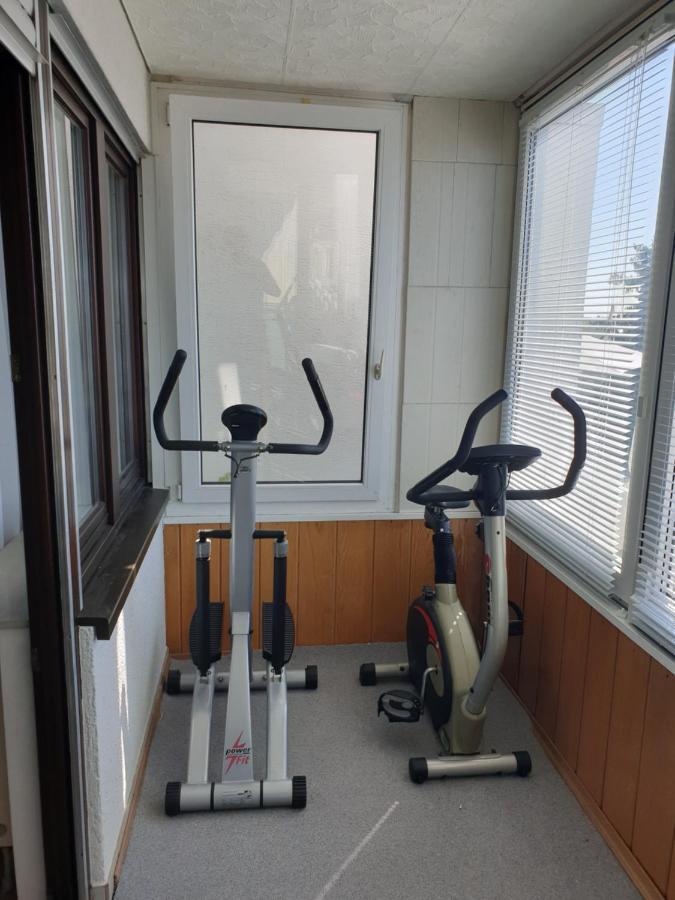 Wohnung Fuer 4 Personen, 2 Schlafzimmer, 2 Parkplaetze, Wlan Konstanz Ngoại thất bức ảnh